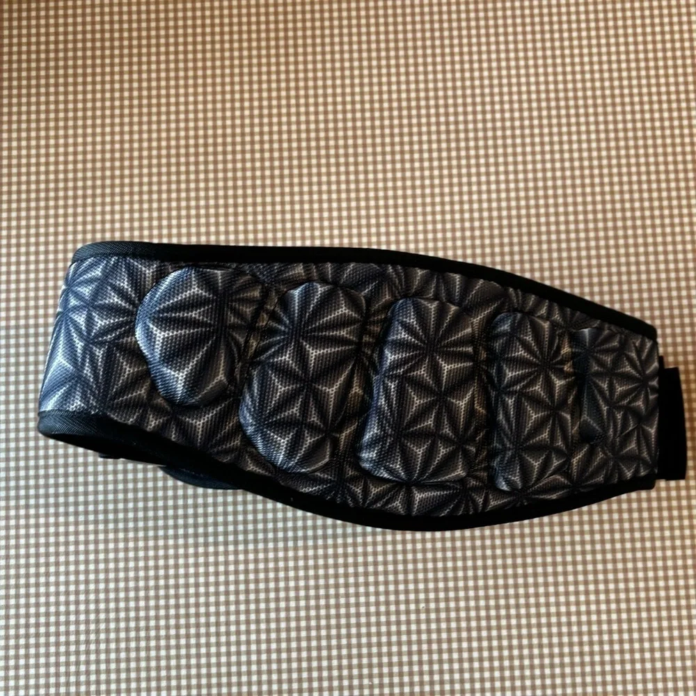 SERICHAMK weightlifting belt. Men’s‎ size XL